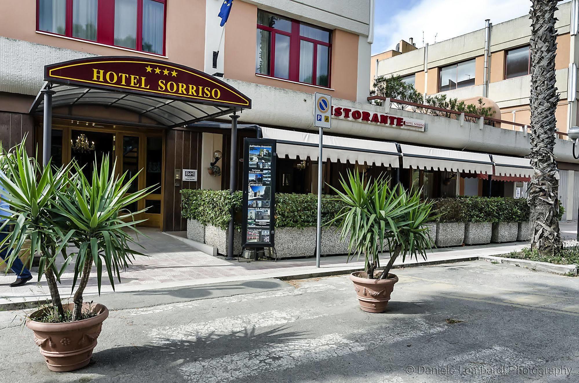 Hotel Sorriso Lucera Dış mekan fotoğraf